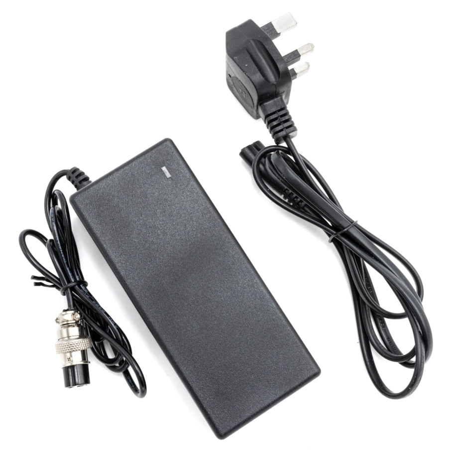Oplader GX16 - 3 ben