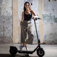 Pure Air 4 Pro Electric Elektrisk scooter - 900W Power | 9.6Ah Battery | 15.5mph Speed | 25mi Range